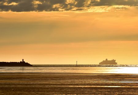 Ferry Beach Gravelines 2015